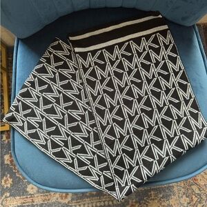 Michael Kors MK Logo Metallic Knit Scarf Black & Silver